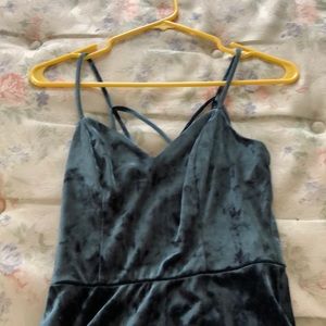 blue velvet dress only worn once